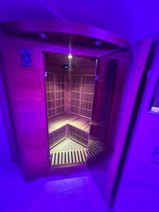 Maison Appartement Triplex Avec Jacuzzi Et Sauna Saint-Etienne  Luaran gambar